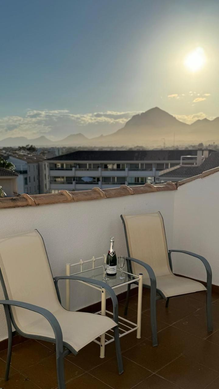 Penthouse In Albir With Sea Views, 100M From Beach El Albir Bilik gambar